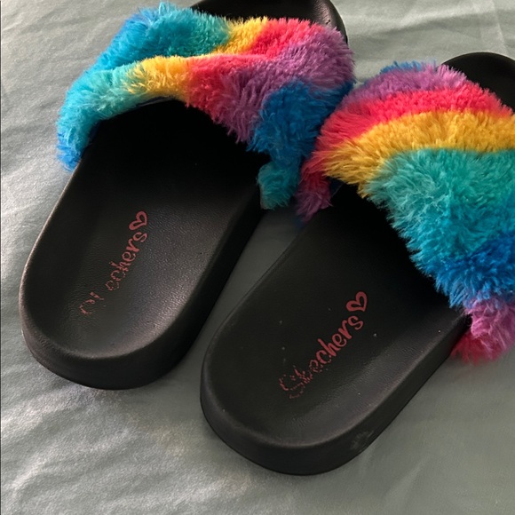 Skechers Kids Rainbow Fuzzy Slide Sandals - Black Base - Picture 3 of 6